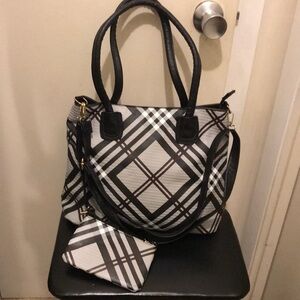 Elegant Black and White Plaid Tote Bag Set